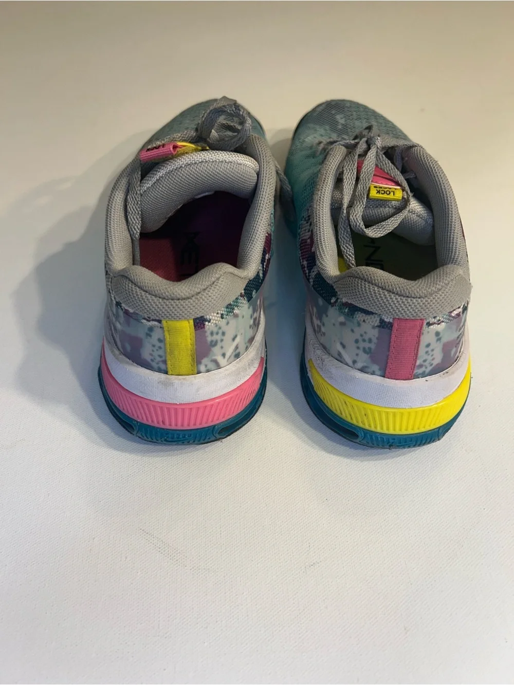 Nike Metcon 8 AMP Women’s Size 10 Training Shoes Aqua Pink Yellow CrossFit Gym
